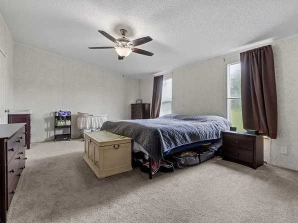9 Muddy Cross Rd, Hobbsville, NC 27946