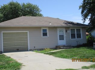 1312 S Grant Ave, Marshall, MO 65340