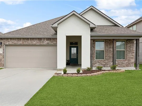 5635 Oak Trace Dr, Saint Gabriel, LA 70776