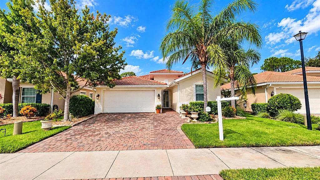 3 bed, 2.0 bath, 1551 sqft, $6,500 — Photo 2