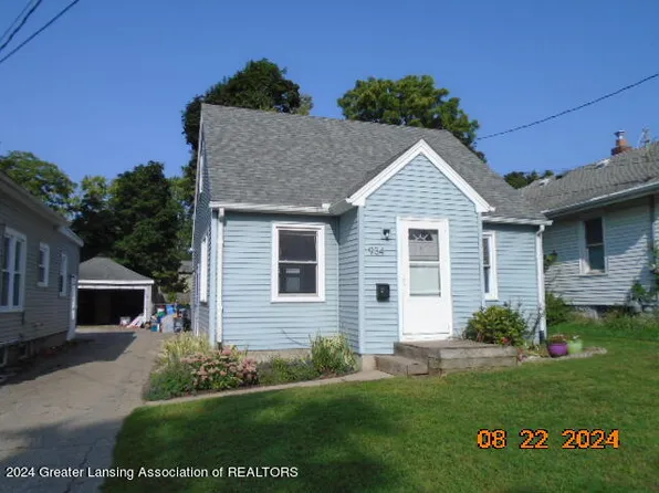934 McCullough St, Lansing, MI 48912