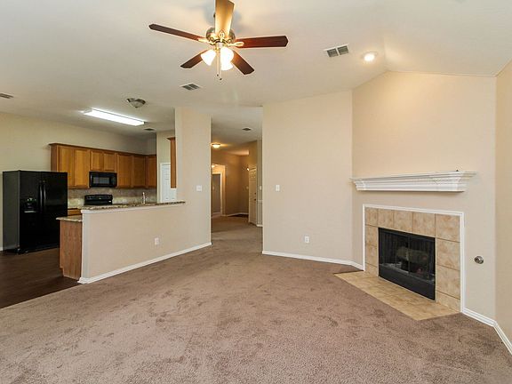 4th image of 110 Rock Meadow Trl