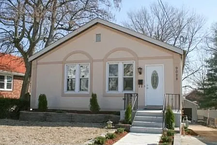 9028 Pilot Ave photo 1