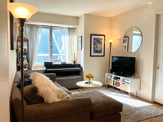 Rented by Level Group | media 21