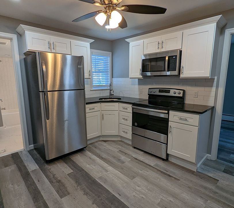 1st image of 102-104 S 3rd St #11580940