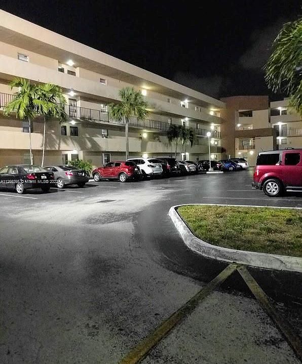 1st image of 506 NW 87th Ave APT 402