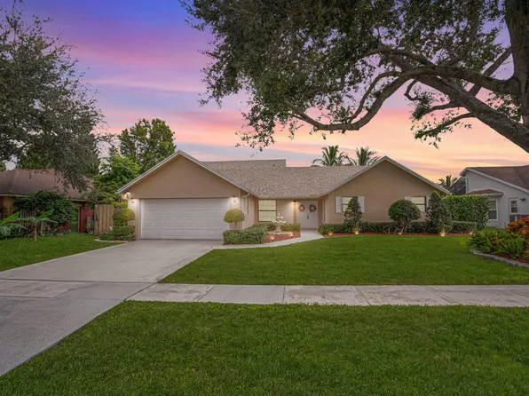 12275 Sannenwood Lane, Wellington, FL 33414