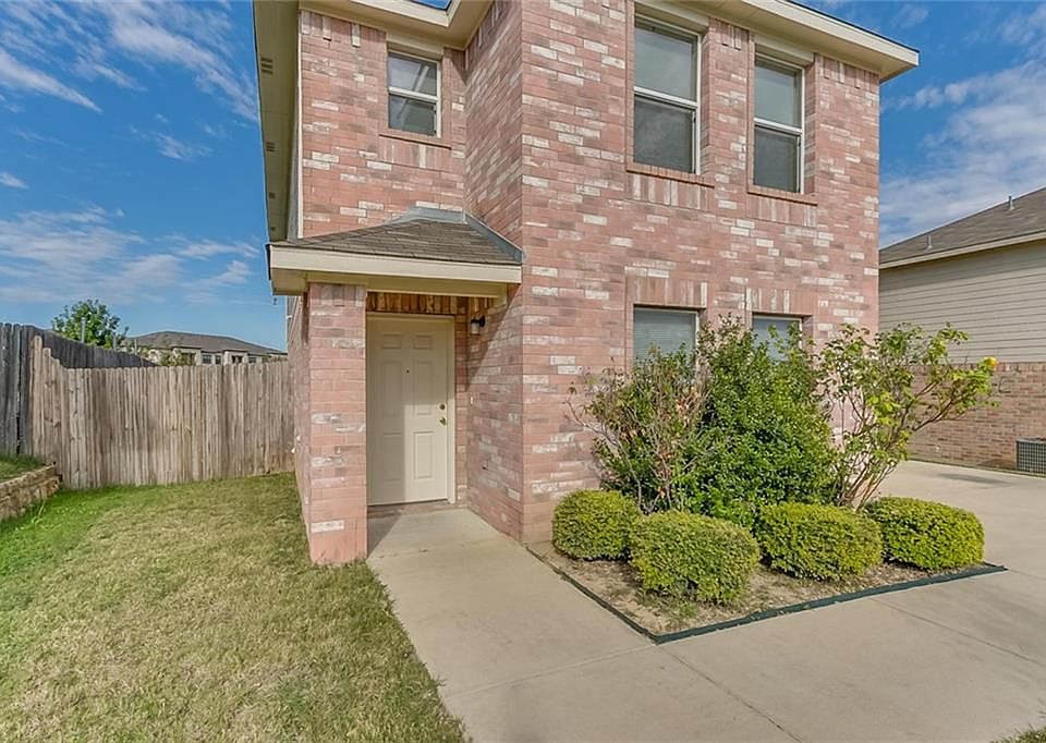 1st image of 3713 Venera St
