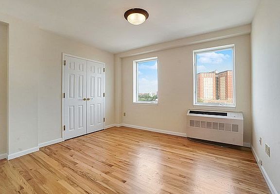 3rd image of 2838 Stillwell Ave APT 7E