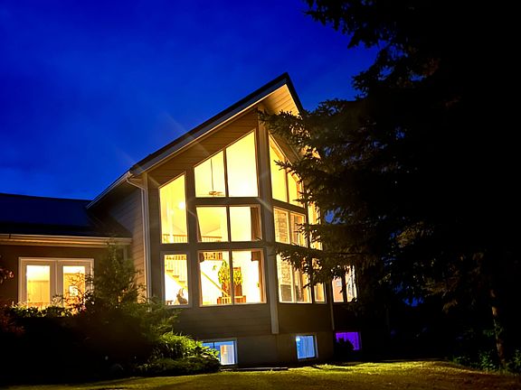 3rd image of 32 Wildrose Cir