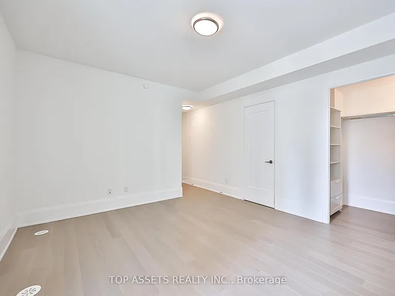 101 Erskine Ave #Townhouse 10 — Photo 24