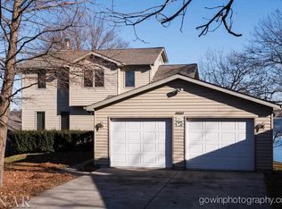 25227 White Owl Ln, Hudson, IL
