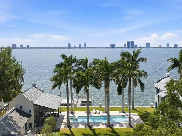 577 Riviera Dr, Tampa, FL 33606