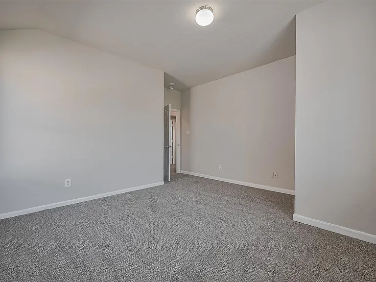 24114 Morrison Ln — Photo 17
