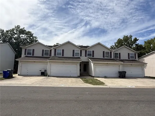 1267 N Petzold Dr Unit A-b, Olathe, KS 66061