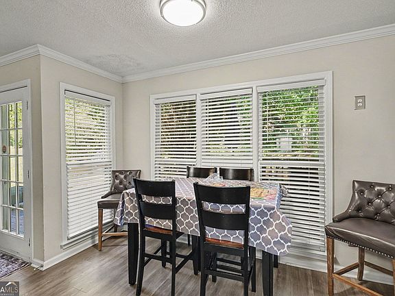4th image of 3398 Mosswood Ln