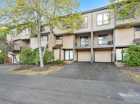 113 Antler Ridge #113, Ossining, NY 10562