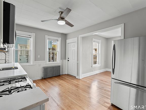 2nd image of 394 Gregory St Floor 2