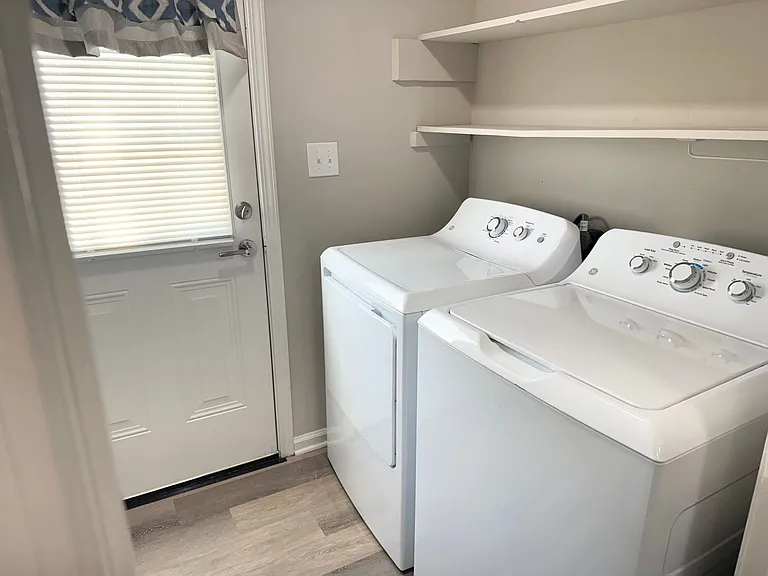 444 Sideline Dr — Photo 10