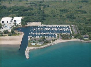 6916 2nd Ave, Pleasant prairie, WI 53143