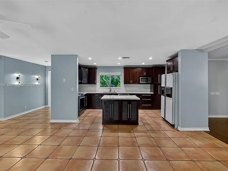 6767 SW 154th St — Photo 13