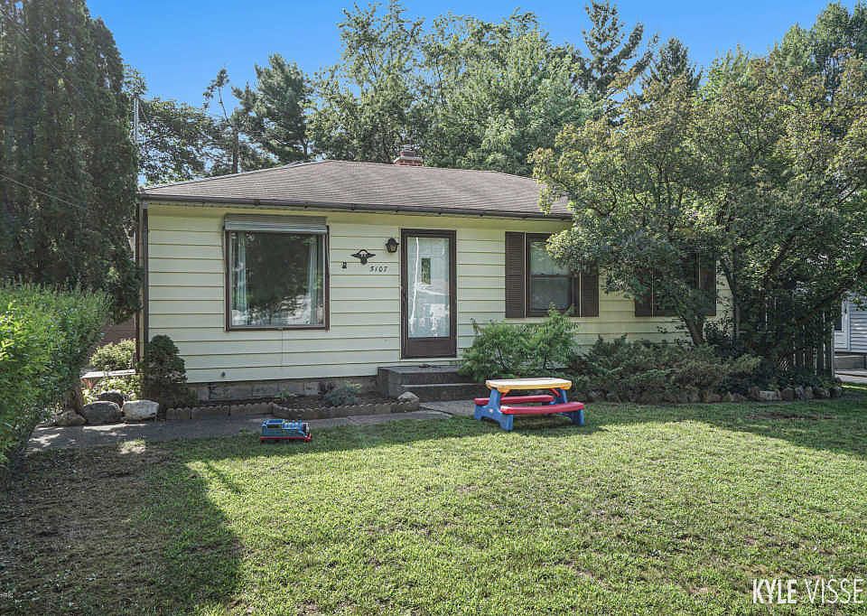 1st image of 5107 Mildred Ave SE