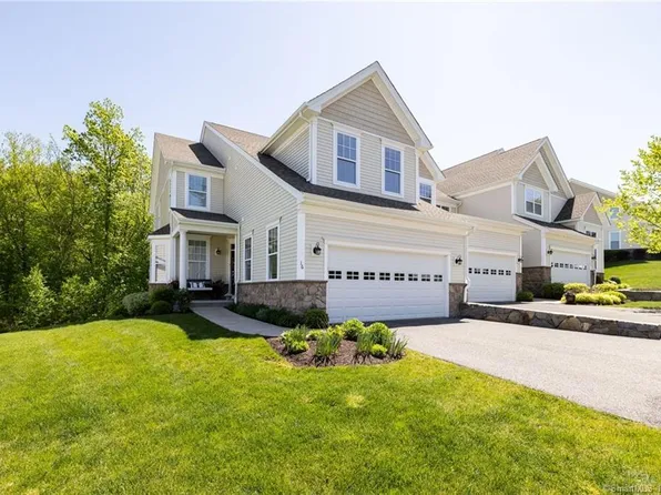 16 Highridge Road #16, Middlebury, CT 06762