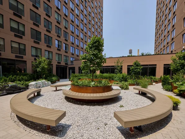 138 Bruckner Boulevard image 7 of 52