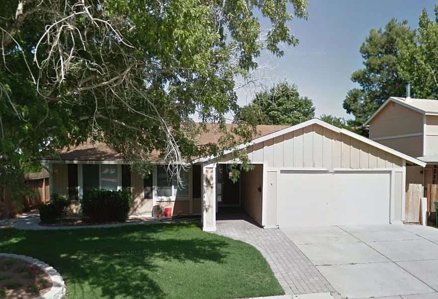 2434 Rosemary Dr photo 1