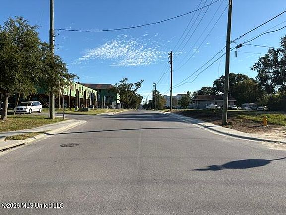 5th image of N 4th And Maple St Lot 2&4