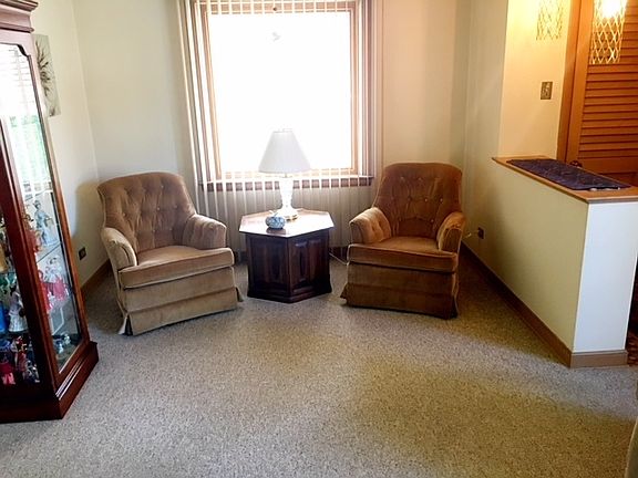 4th image of 5229 Oak Center Dr