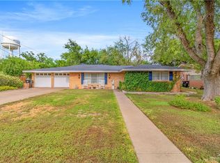 805 Orange Ave, Weslaco, TX 78596
