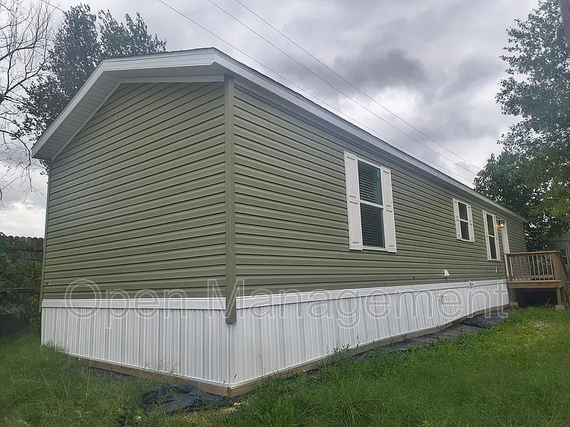 7534 W US Highway 60 — Photo 3