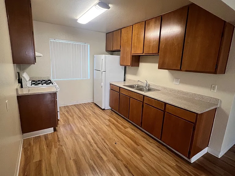 4416 Highland Ave #1 — Photo 10