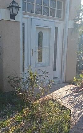 2nd image of 970 SW Cornelia Ave