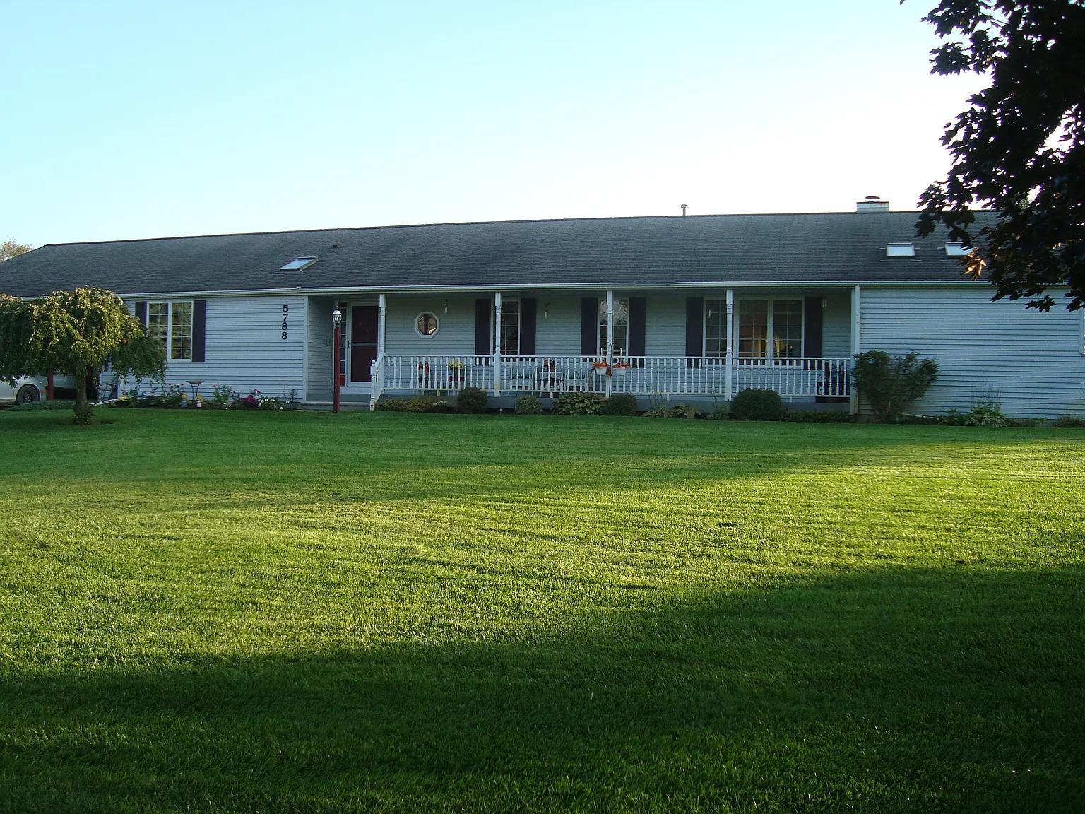 5788 Merritt Rd photo 1