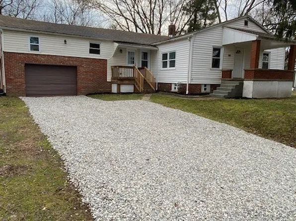 2216 Pressler Rd, Akron, OH 44312