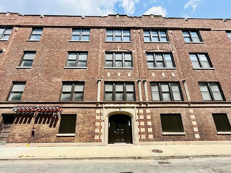 1371 S California Ave #2W — Photo 32