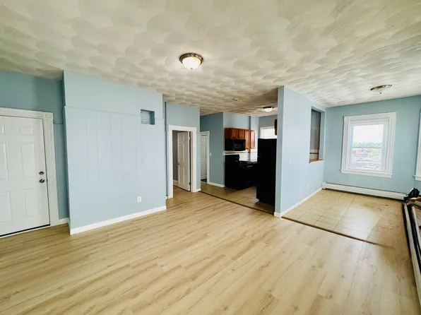 19 Spruce St #1R, Providence, RI 02903