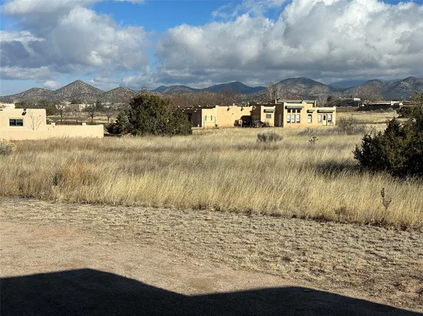 29 Cuesta Rd, Santa Fe, NM 87508