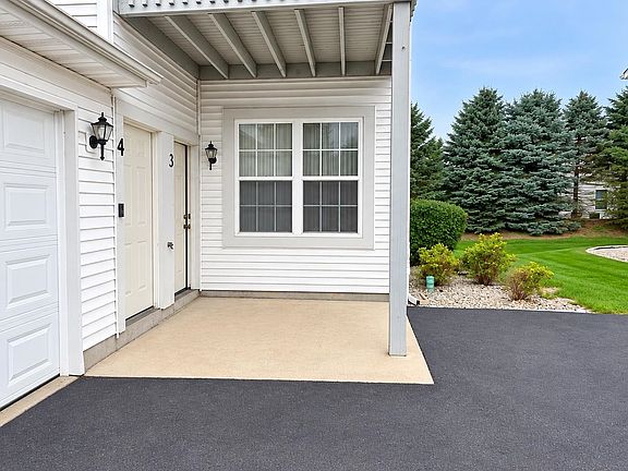 2nd image of 10152 Monarch Rd #C