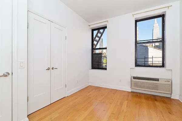 Rented by REAL New York | media 19