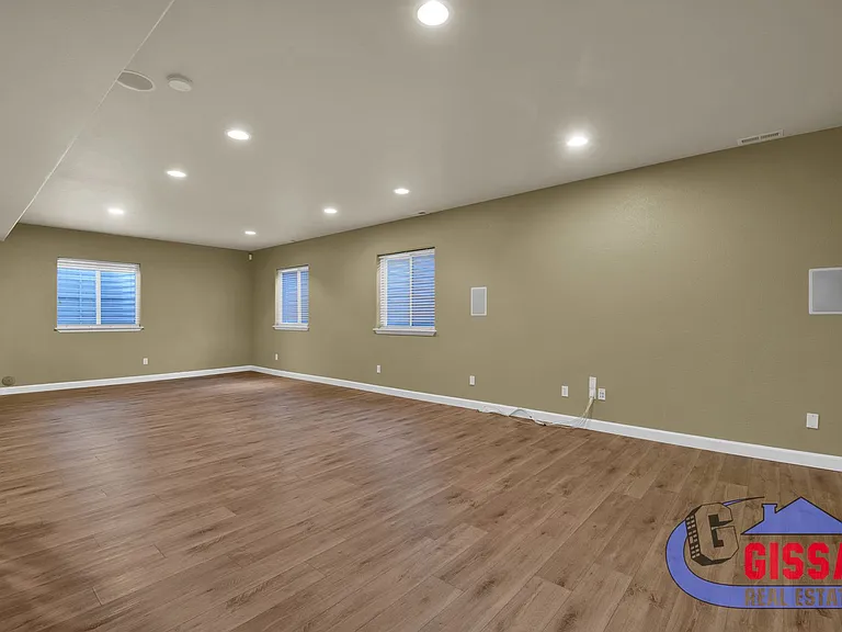 8109 Winding Passage Dr — Photo 37