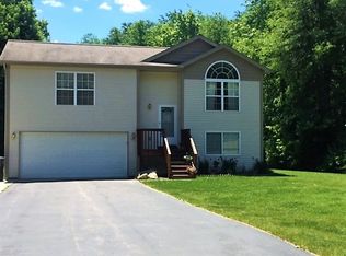 7969 Village Green Rd, Parma, MI 49269