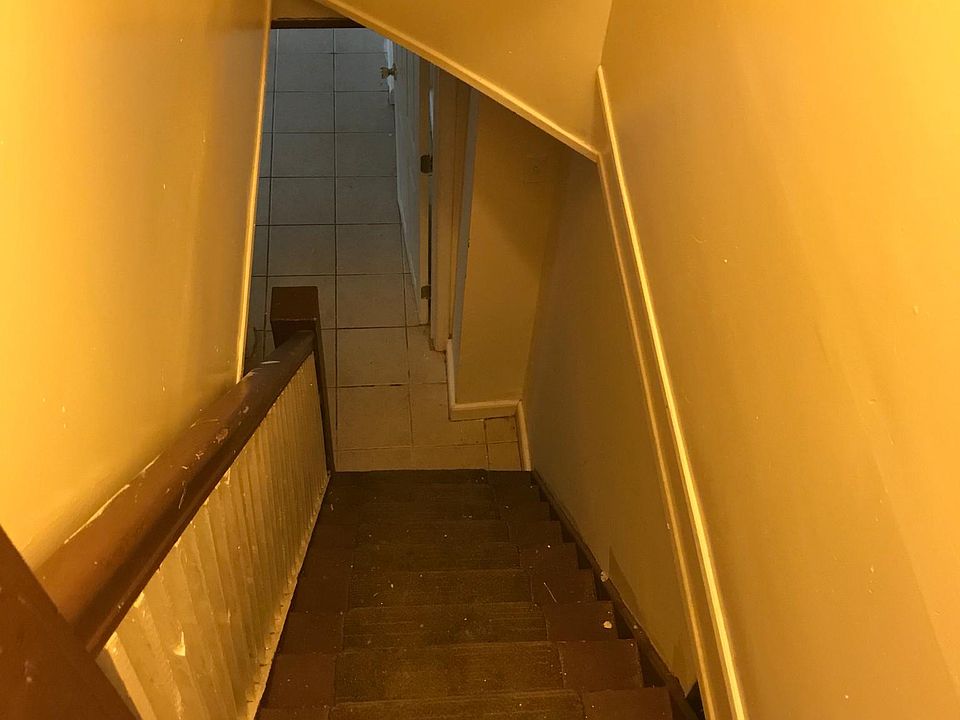 1st image of 104 4th Ave Fl 1ST