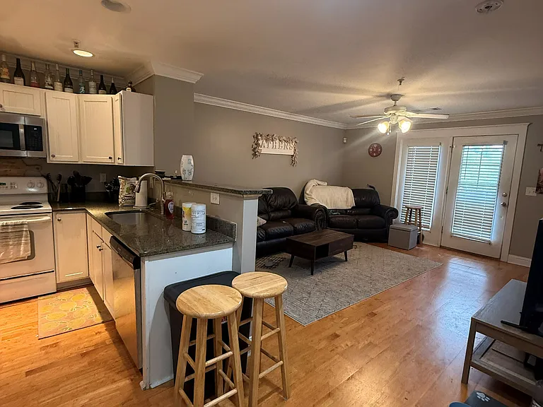 1035 Barnett Shoals Rd #1221 — Photo 6