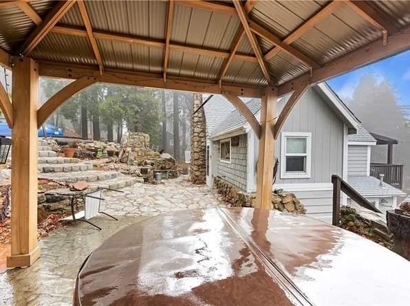 21691 Sawpit Canyon Rd, Cedarpines Park, CA 92322