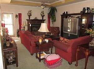 3rd image of 139 Dogwood South Ln