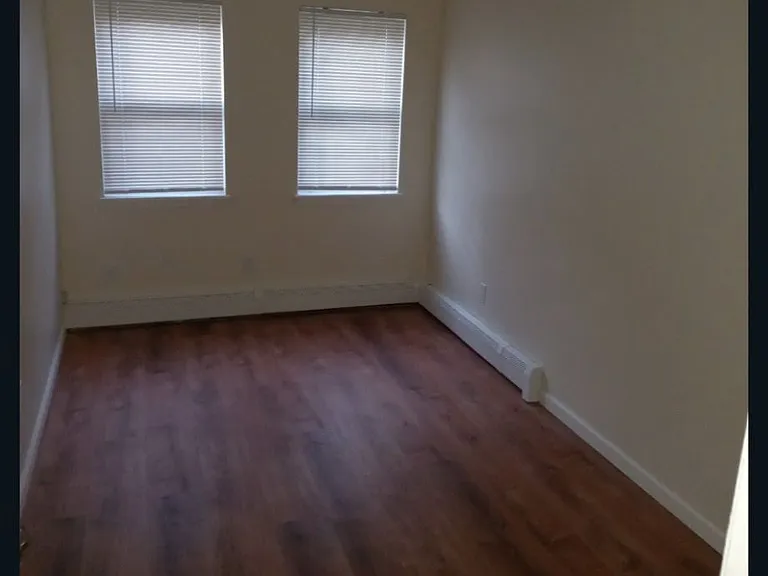 1299 Findlay Ave #3 — Photo 2