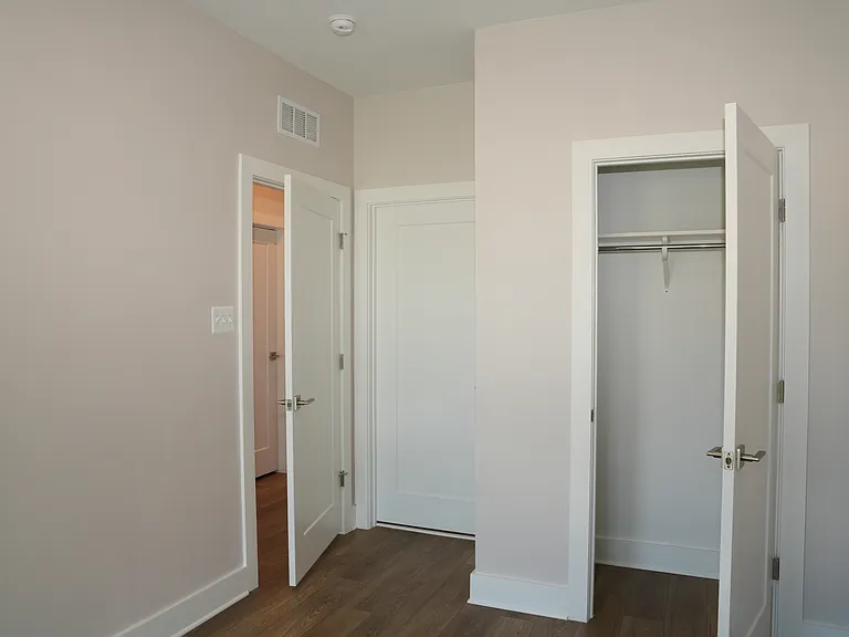 11132 Medical Center Dr — Photo 22